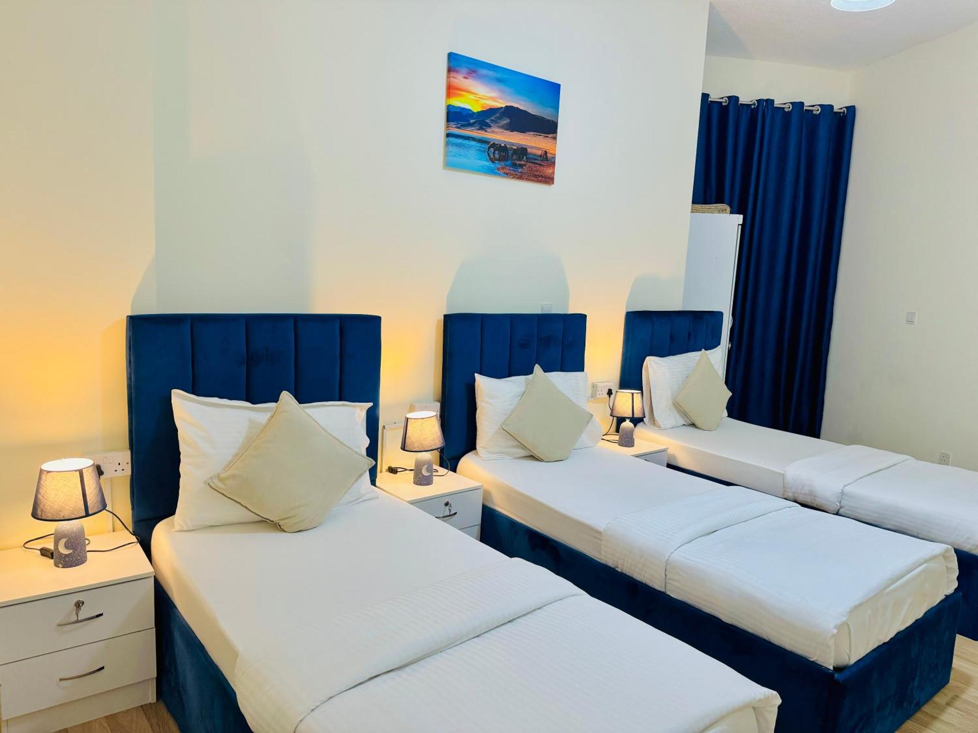 Vip Residence - Ladies Only Дубай Экстерьер фото
